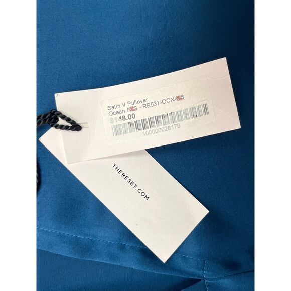 NWT  THE RESET Blue Satin V Neck Pullover Blouse Top Shirt Women's Size Small - Picture 4 of 8